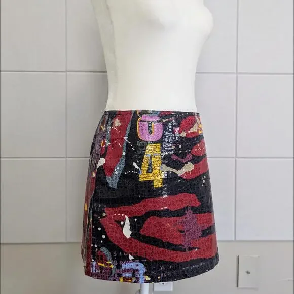 SOLD Vintage y2k Express coated cotton abstract mini skirt - Picture 4 of 6
